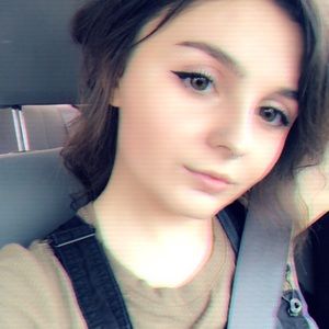 Meet your Posher, Annie